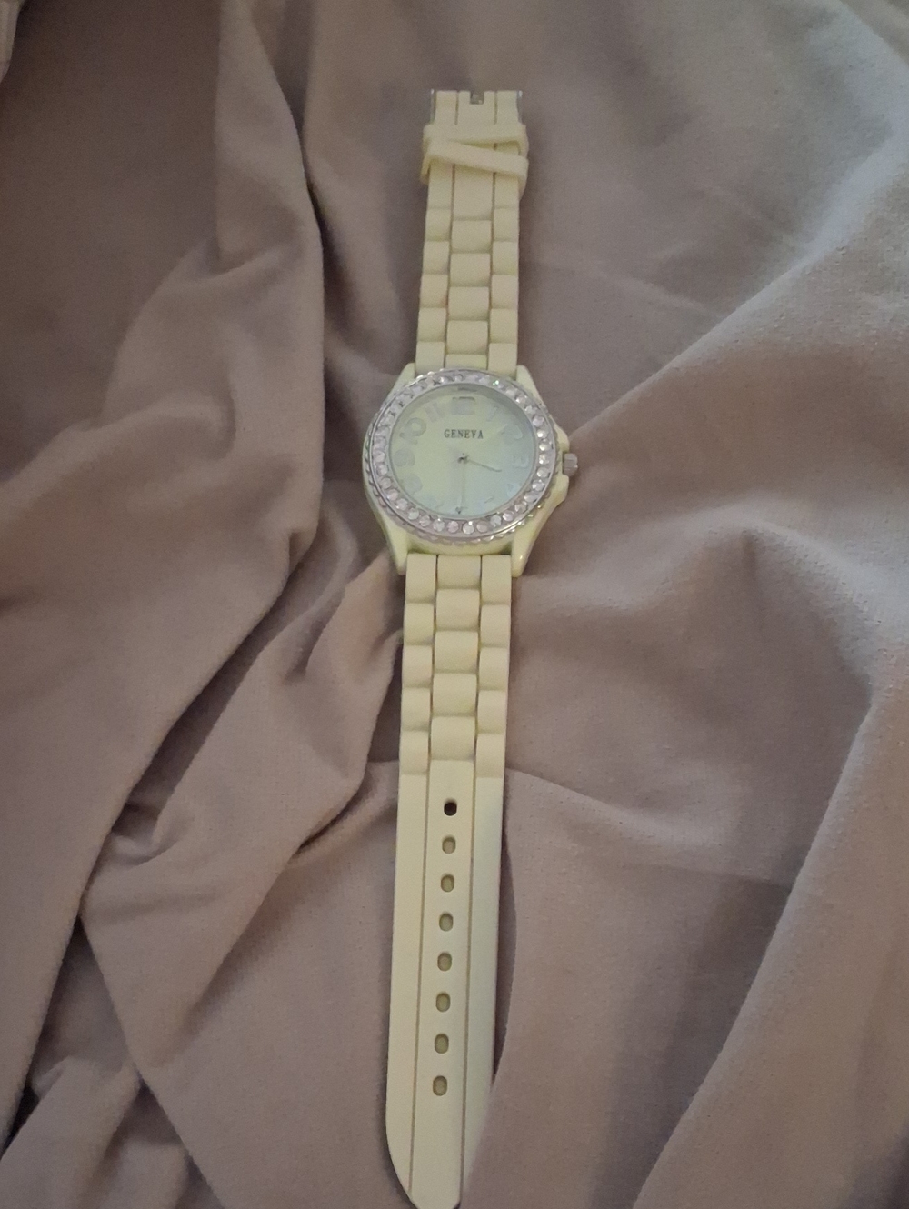 Ladies, Watch